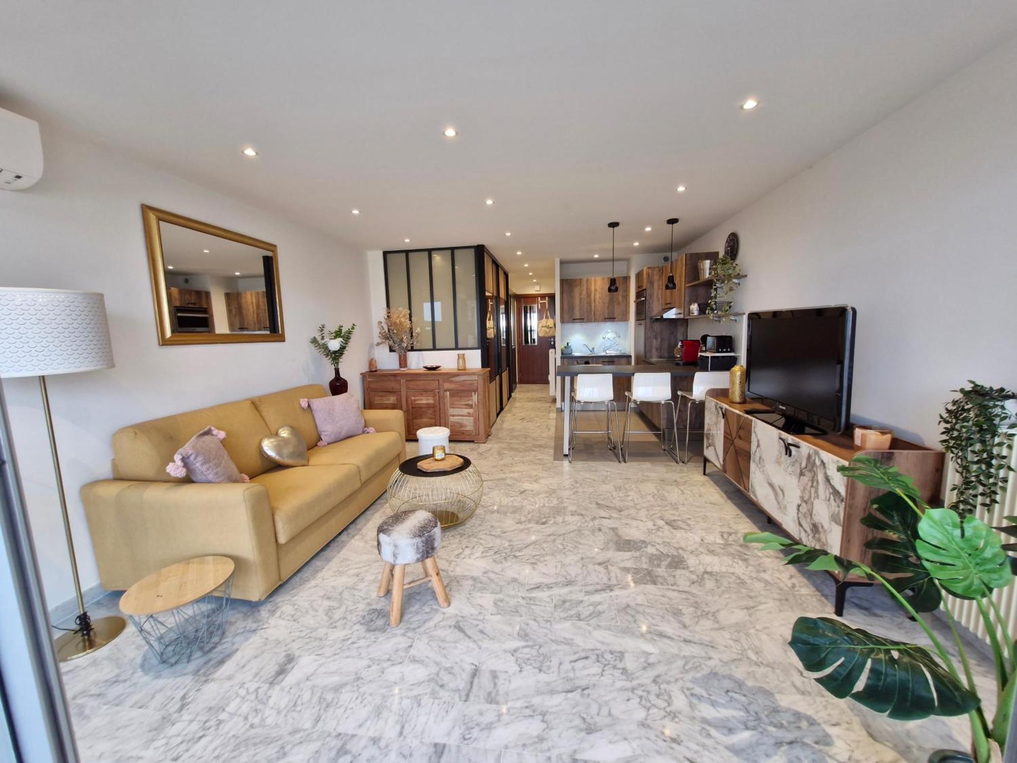 Sunny And Cosy Sea View Studio Antibes Exterior foto